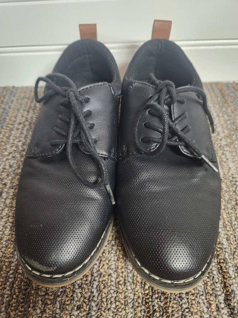 Thereabouts boys size 13 casual dress shoes Black And Brown Lace Tie